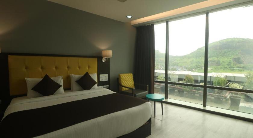 Hotel Mumbai House Airoli, Navi Mumbai Esterno foto